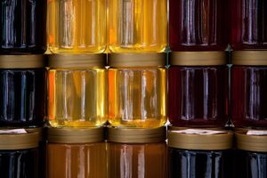 Read more about the article Modern Honey Production: 12 Proven Methods to Boost Output